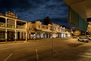 Gundagai-night_Street_1656-72
